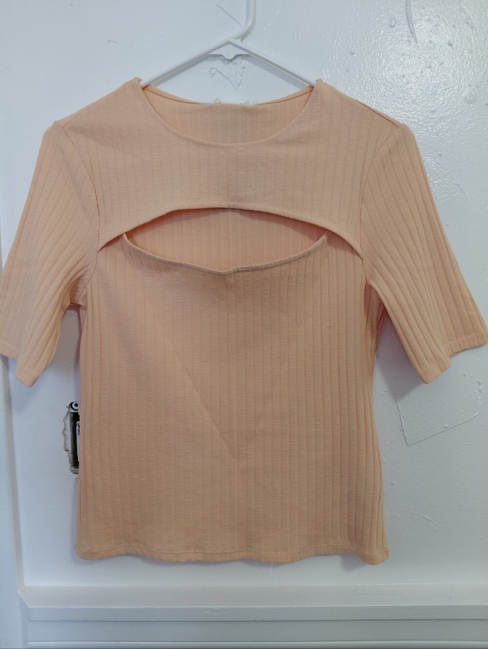 H&M Peach Ribbed Short Sleeve Cutout Top